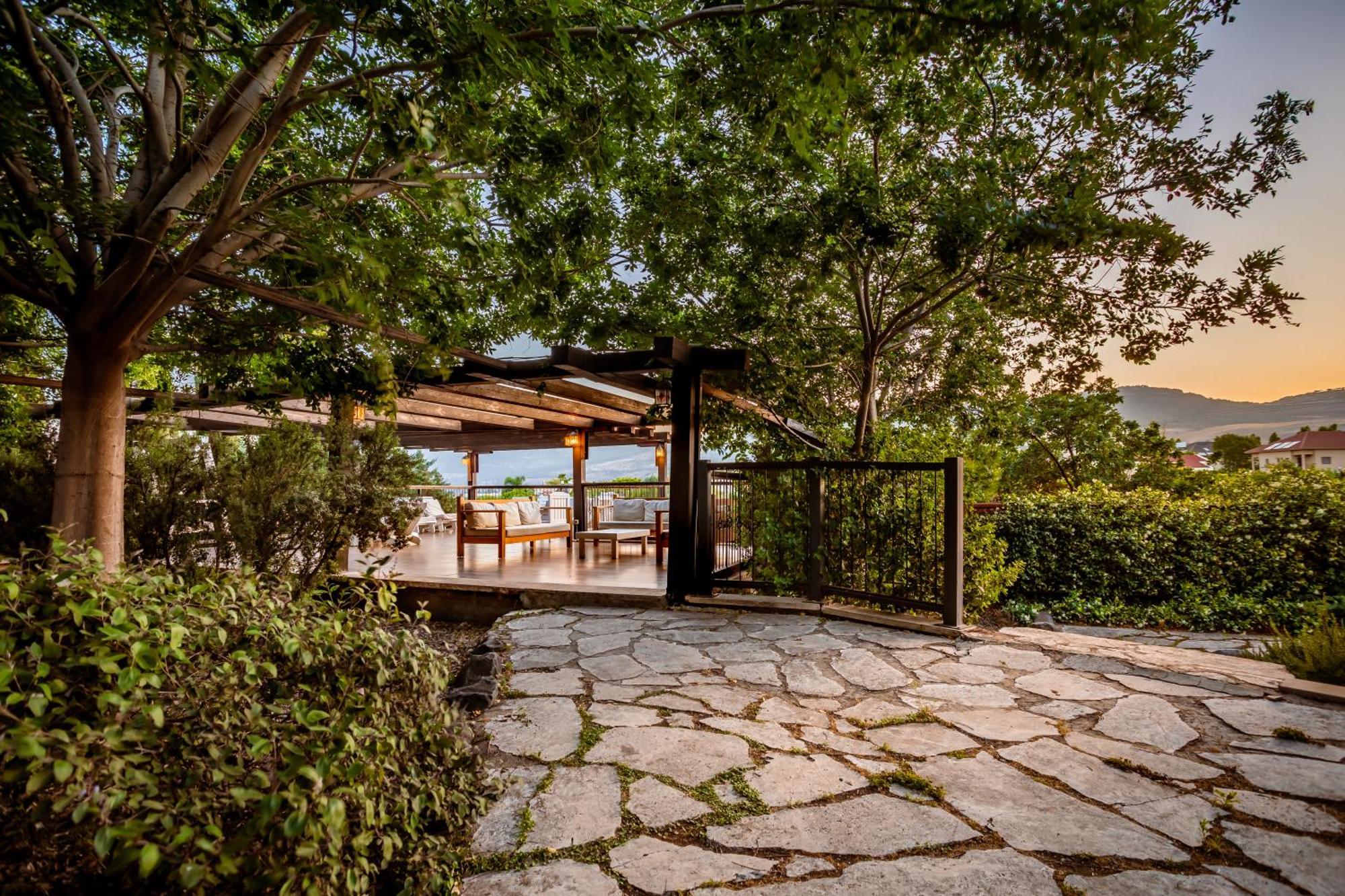 Grand Vista Boutique Hotel And Spa Yuval Extérieur photo